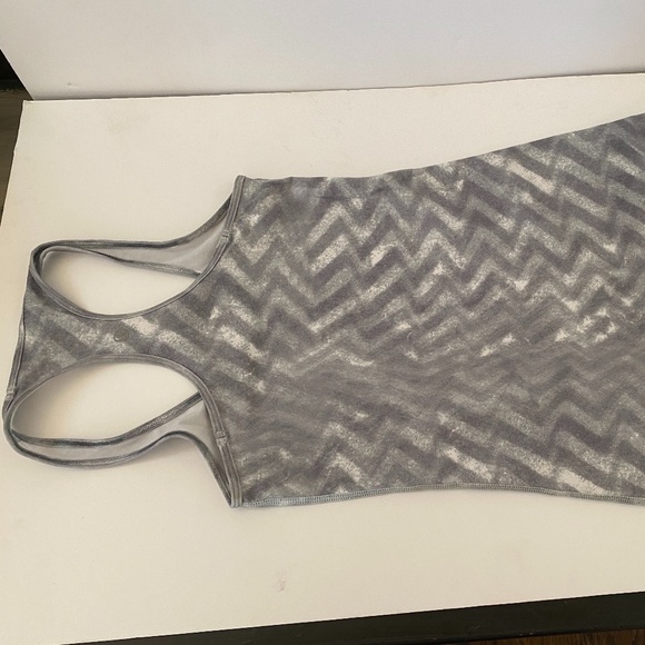 Lululemon Racerback tank top - Picture 2 of 7